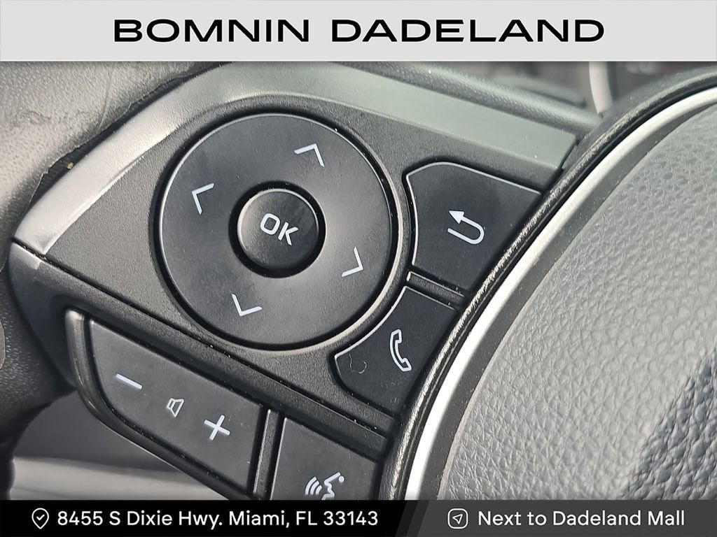 2022 Toyota Corolla Hatchback SE