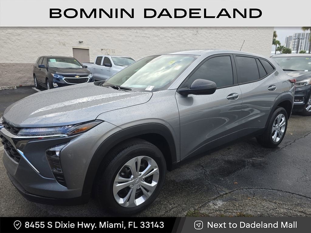 2025 Chevrolet Trax LS