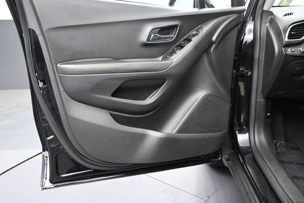 2021 Chevrolet Trax LS