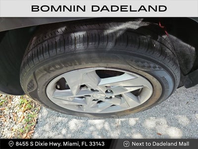 2024 Hyundai Kona SE