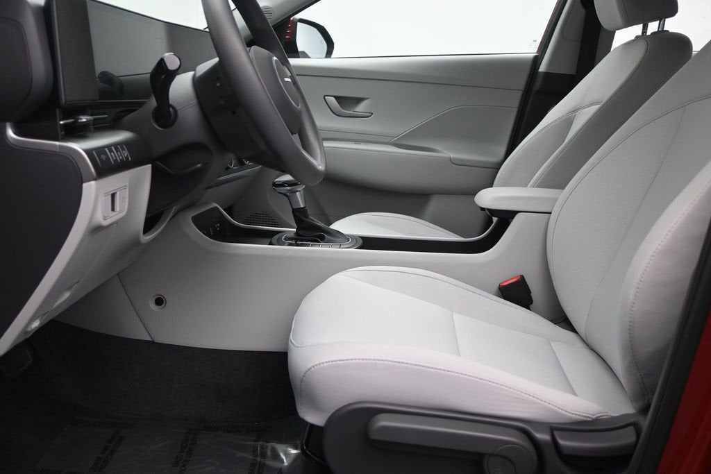 2025 Hyundai Kona SE