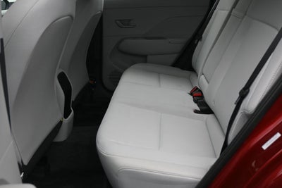 2025 Hyundai Kona SE