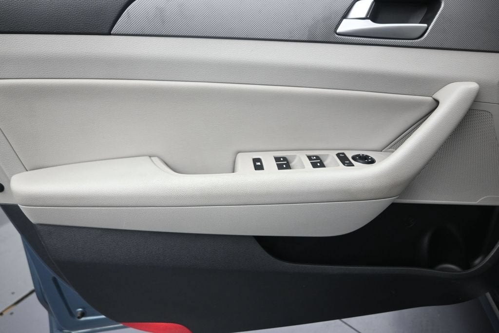 2016 Hyundai Sonata Hybrid SE