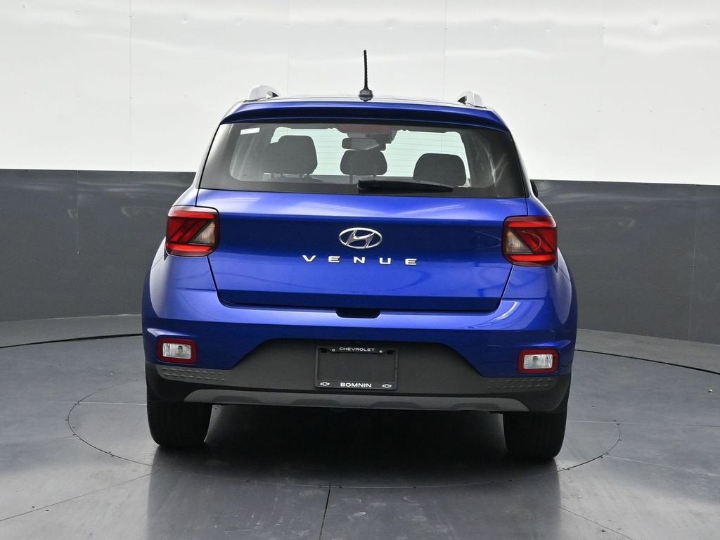2023 Hyundai Venue SEL