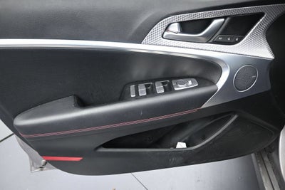 2023 Genesis G70 2.0T RWD