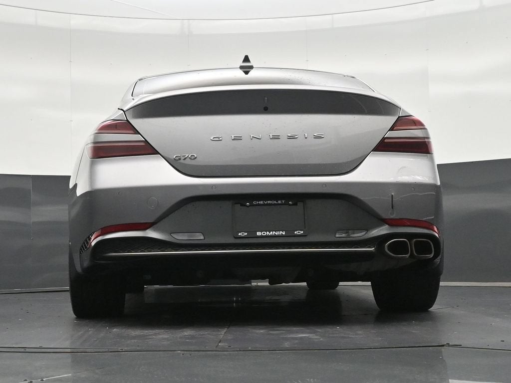 2023 Genesis G70 2.0T RWD