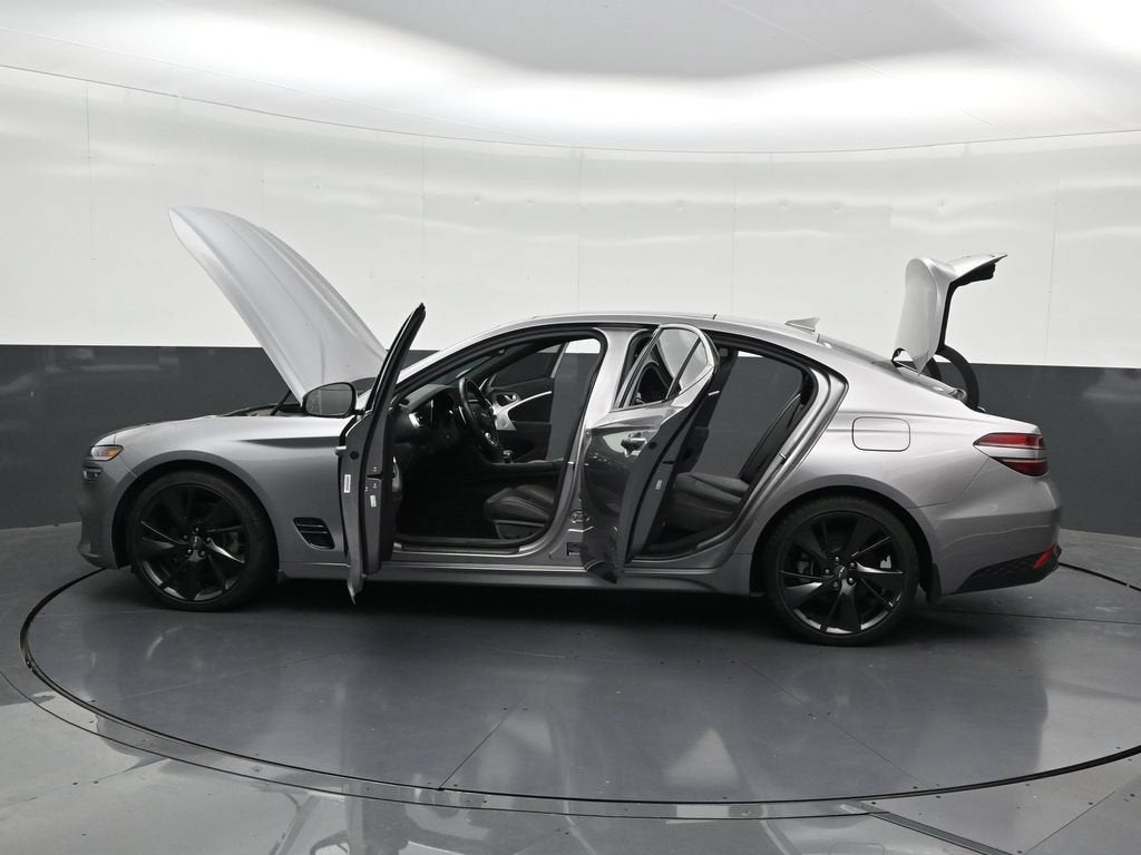 2023 Genesis G70 2.0T RWD