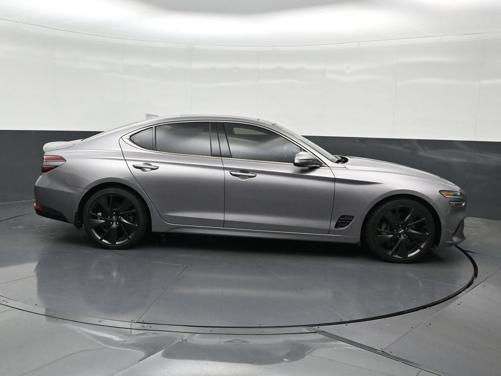 2023 Genesis G70 2.0T RWD
