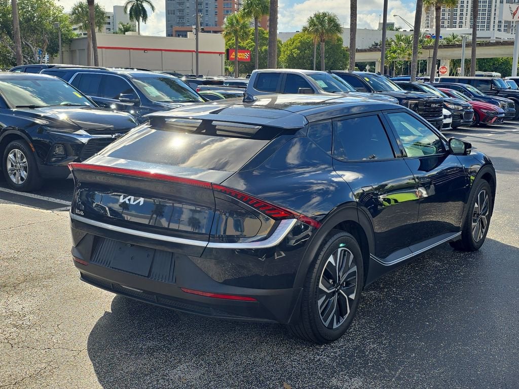 2022 Kia EV6 Light