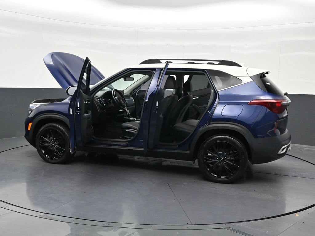2023 Kia Seltos Nightfall
