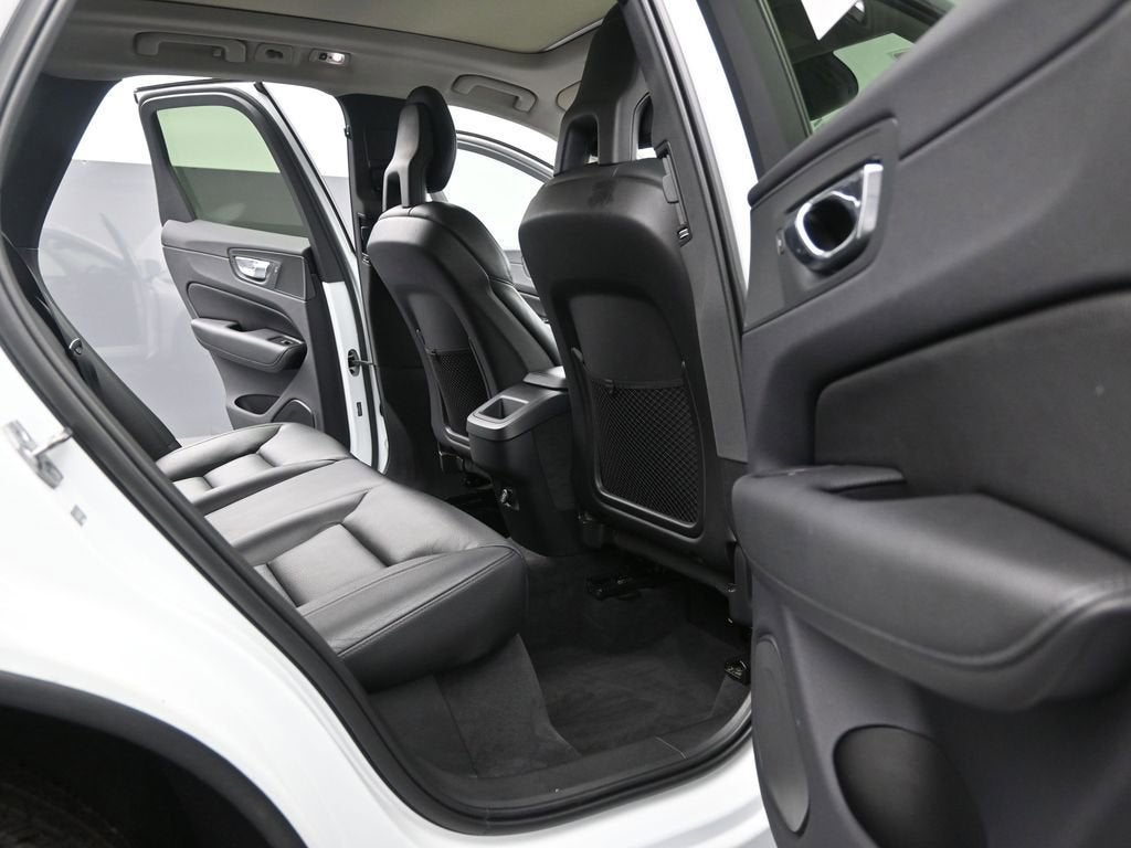 2018 Volvo XC60 Momentum