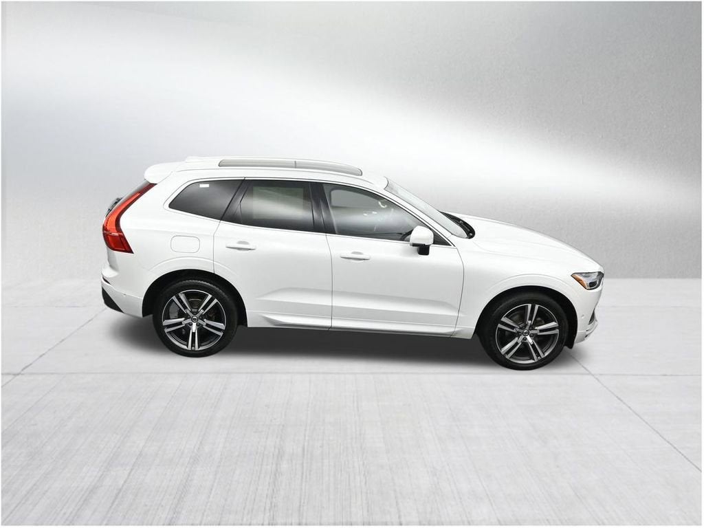2018 Volvo XC60 Momentum
