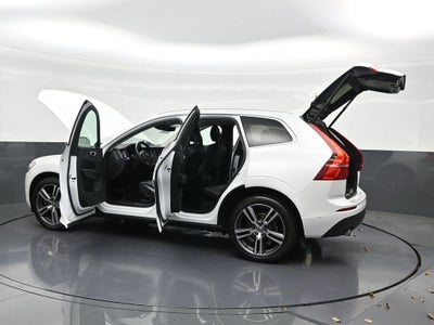 2018 Volvo XC60 Momentum