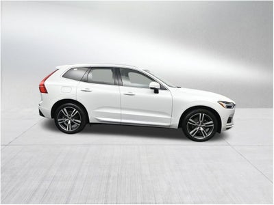 2018 Volvo XC60 Momentum