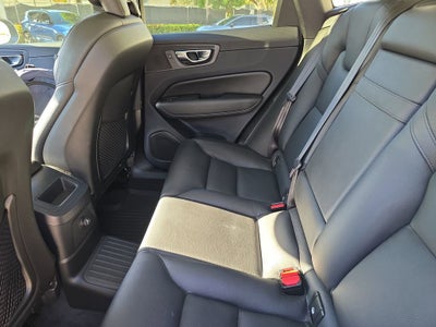 2019 Volvo XC60 Momentum