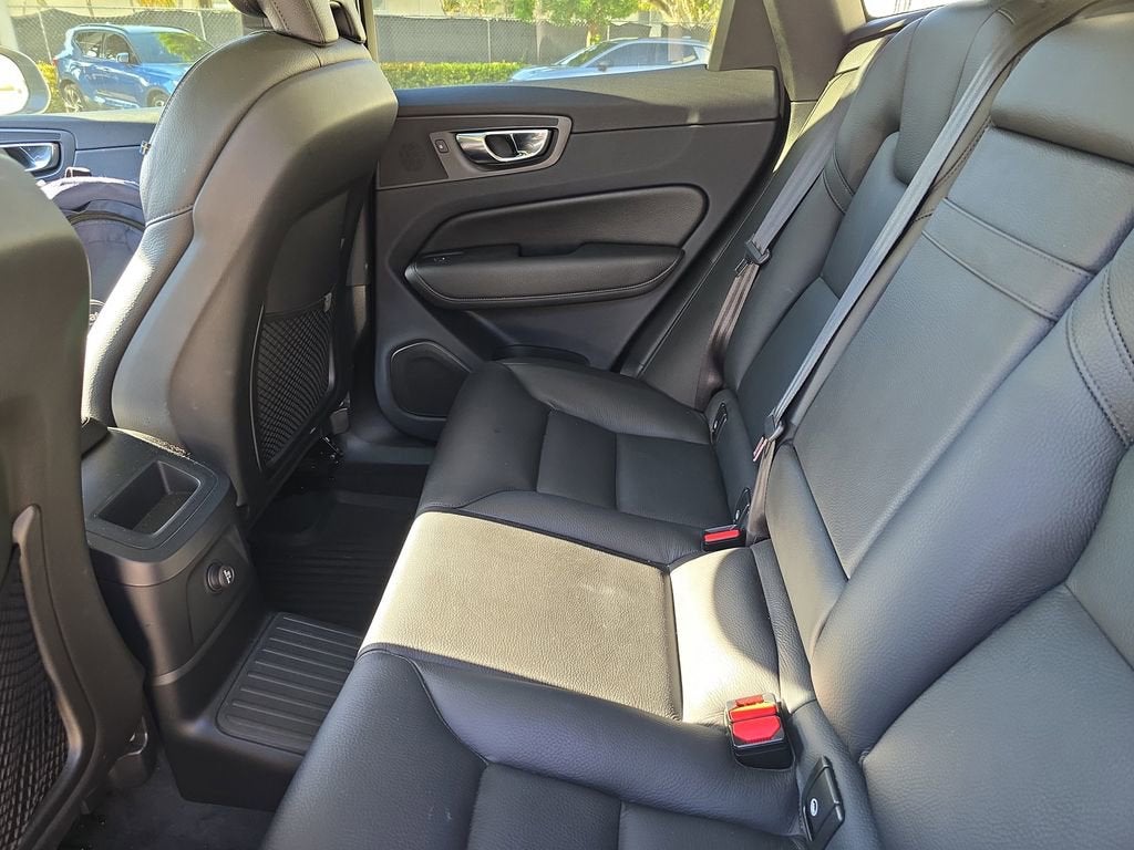 2019 Volvo XC60 Momentum