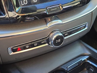 2019 Volvo XC60 Momentum