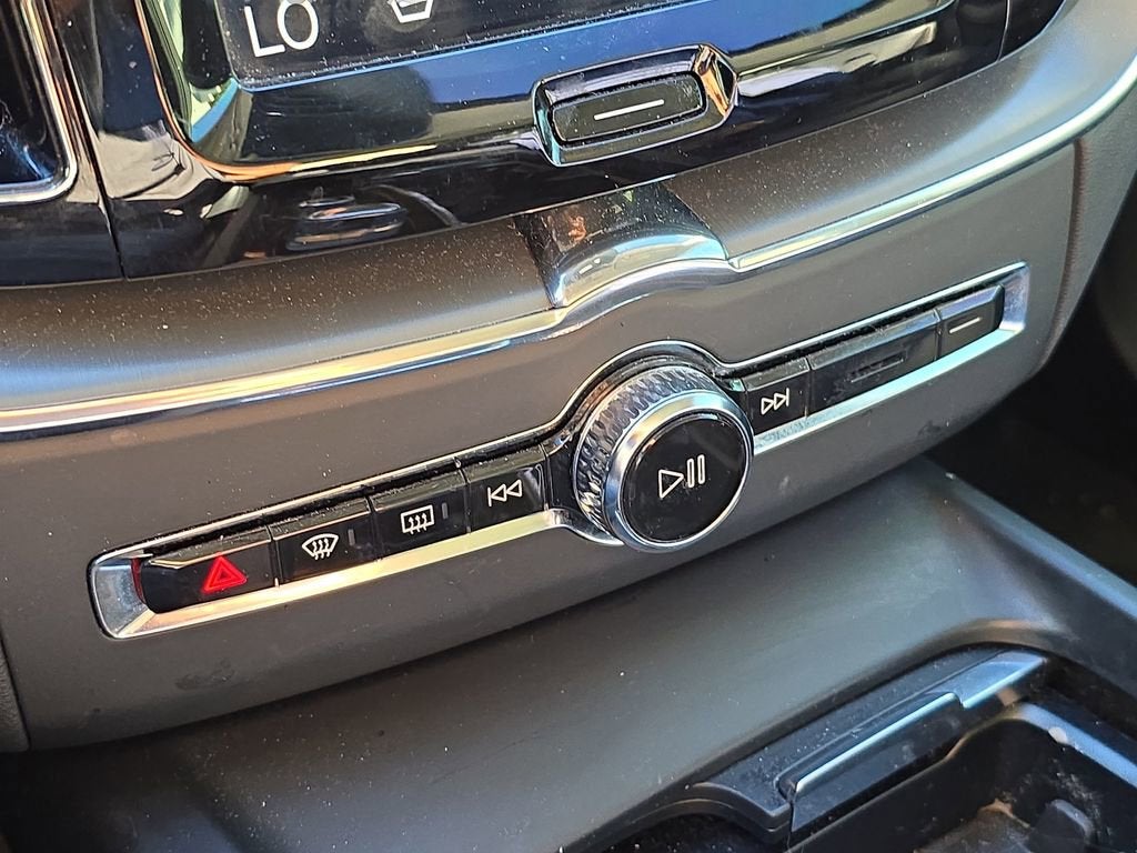 2019 Volvo XC60 Momentum