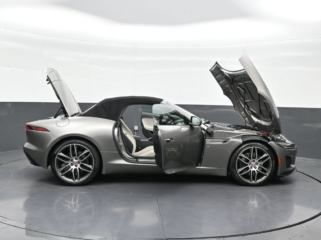 2021 Jaguar F-TYPE P300