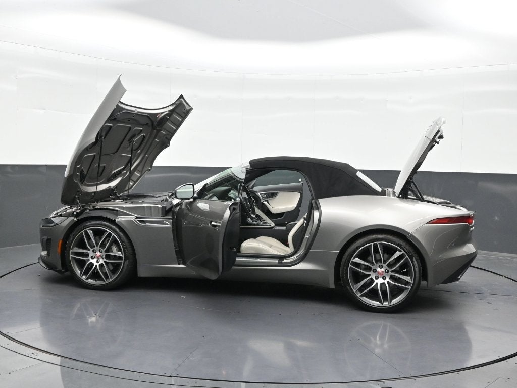 2021 Jaguar F-TYPE P300