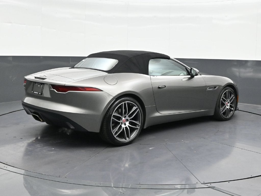 2021 Jaguar F-TYPE P300