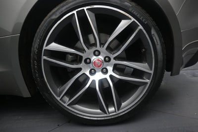 2021 Jaguar F-TYPE P300