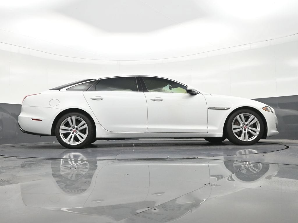 2016 Jaguar XJ XJL Portfolio