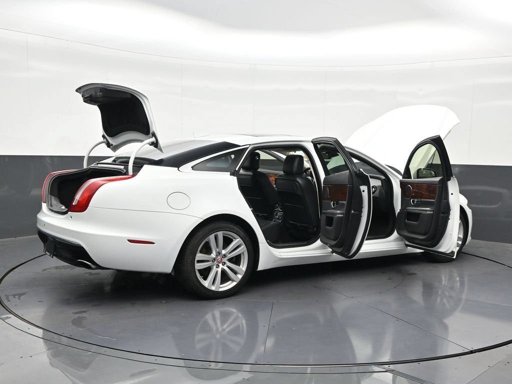 2016 Jaguar XJ XJL Portfolio