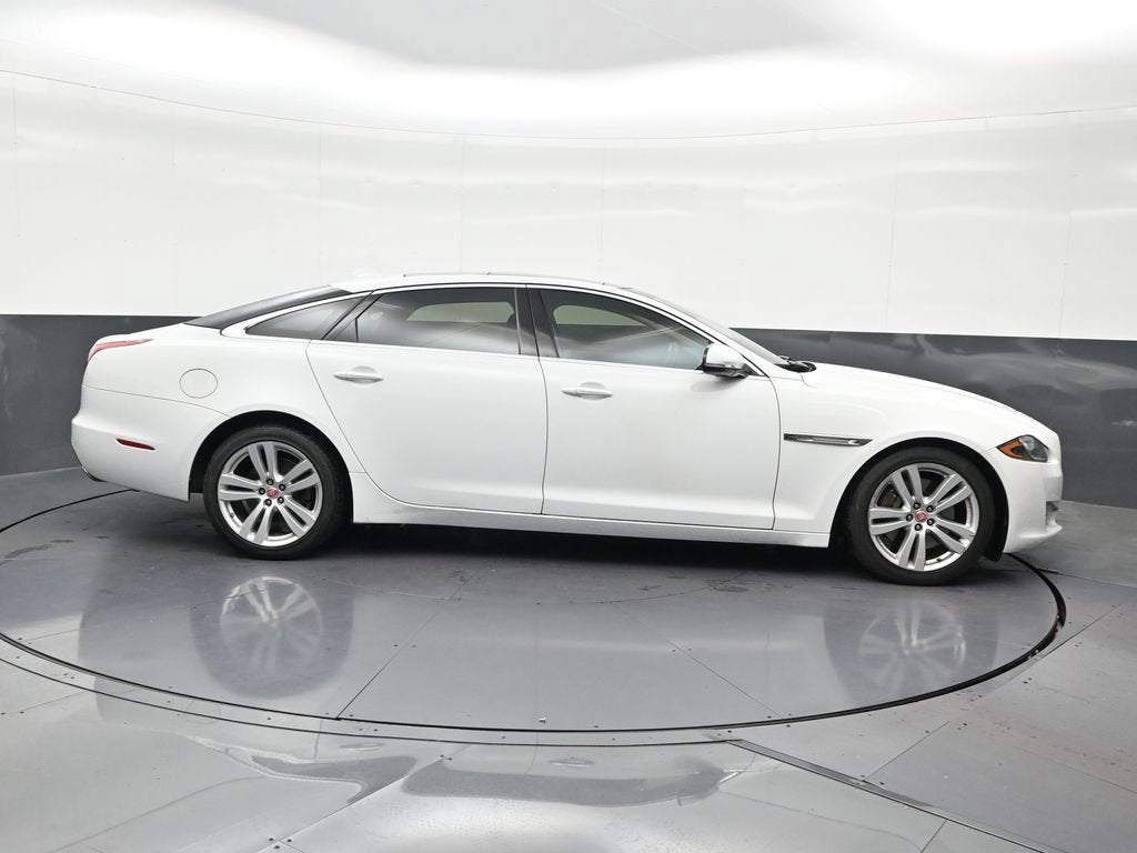2016 Jaguar XJ XJL Portfolio