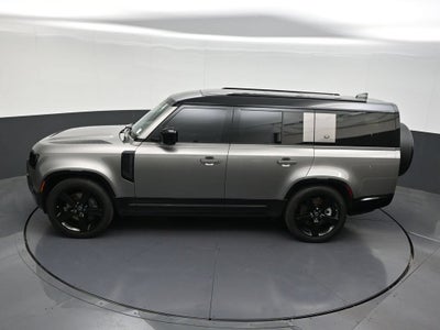 2024 Land Rover Defender X-Dynamic SE