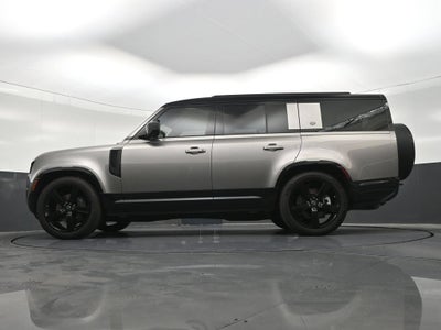 2024 Land Rover Defender X-Dynamic SE
