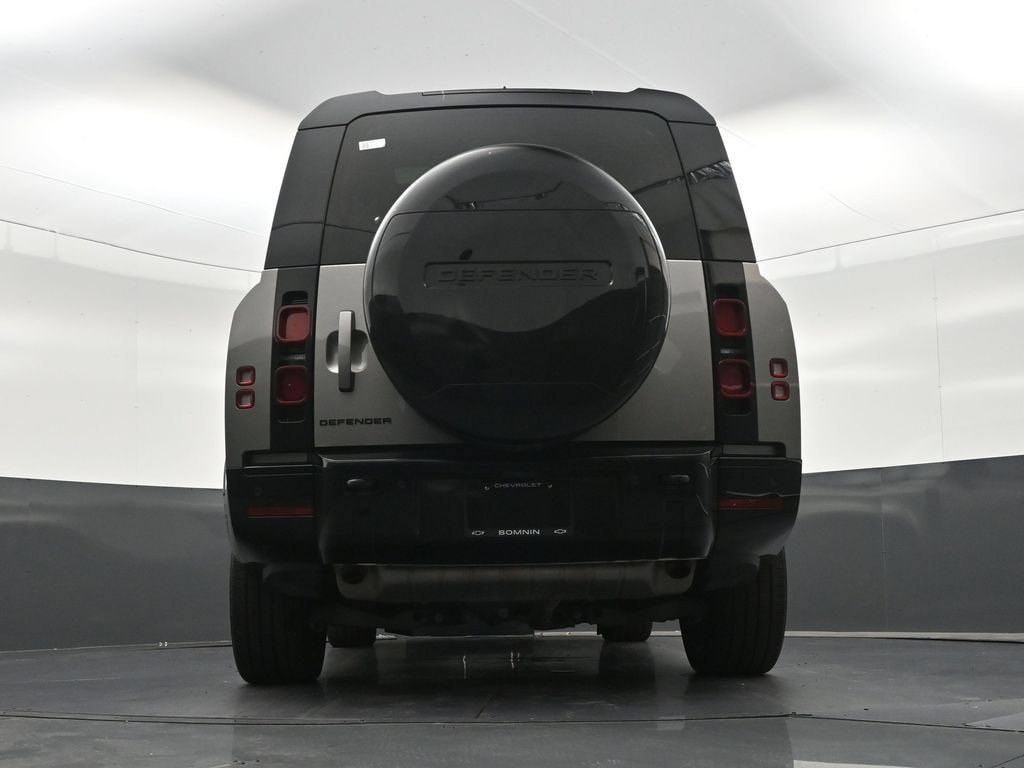 2024 Land Rover Defender X-Dynamic SE