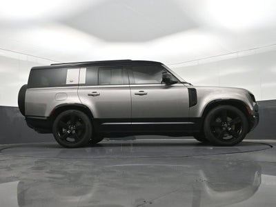 2024 Land Rover Defender X-Dynamic SE