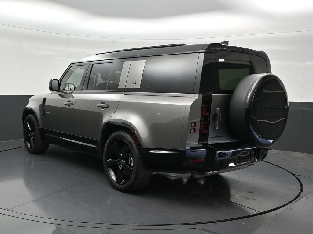 2024 Land Rover Defender X-Dynamic SE