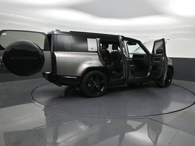 2024 Land Rover Defender X-Dynamic SE