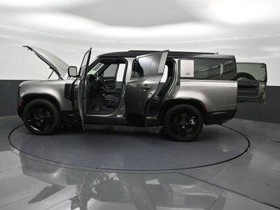2024 Land Rover Defender X-Dynamic SE