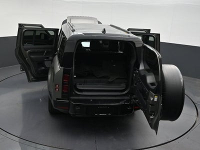 2024 Land Rover Defender X-Dynamic SE