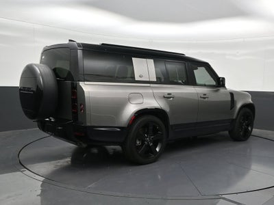 2024 Land Rover Defender X-Dynamic SE