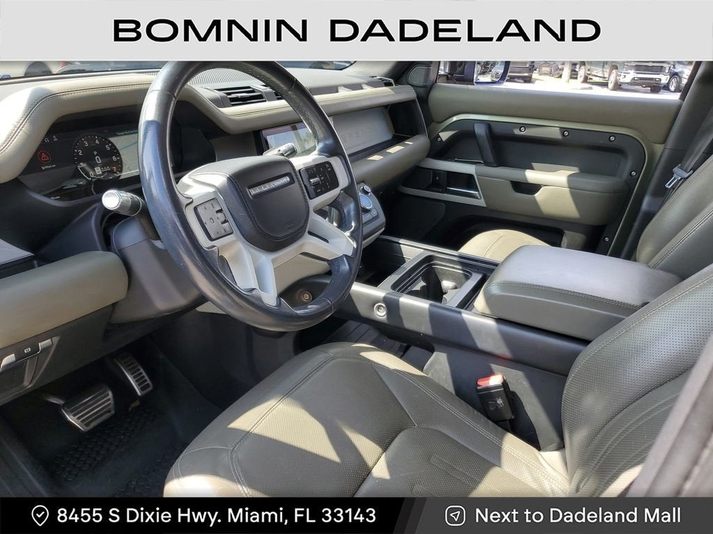 2020 Land Rover Defender SE