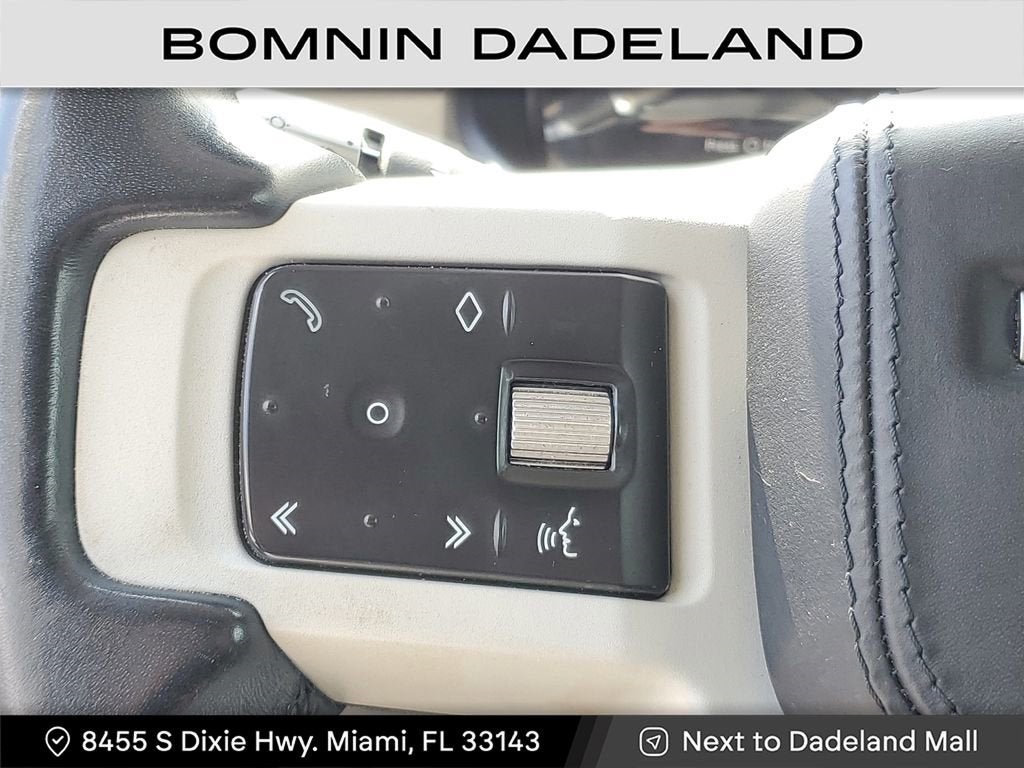 2020 Land Rover Defender SE