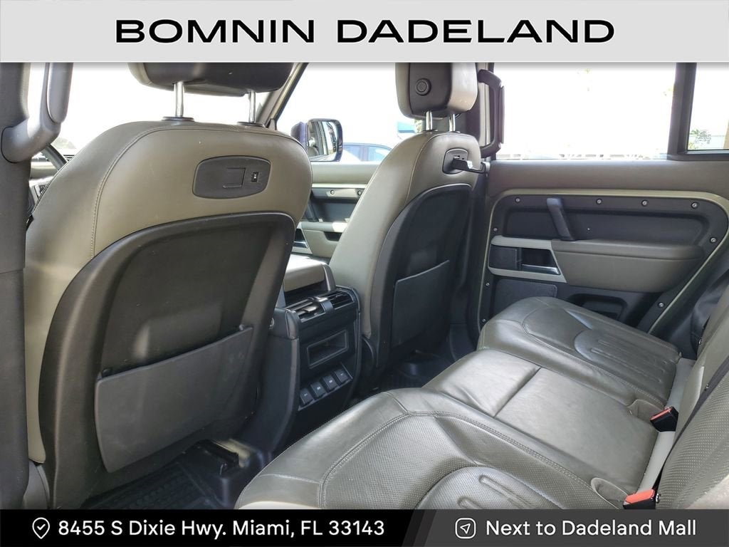 2020 Land Rover Defender SE