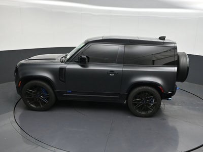 2023 Land Rover Defender V8