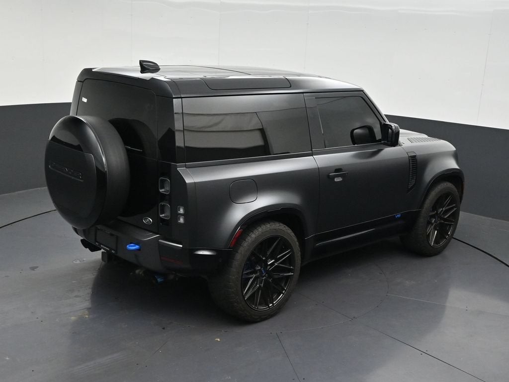 2023 Land Rover Defender V8