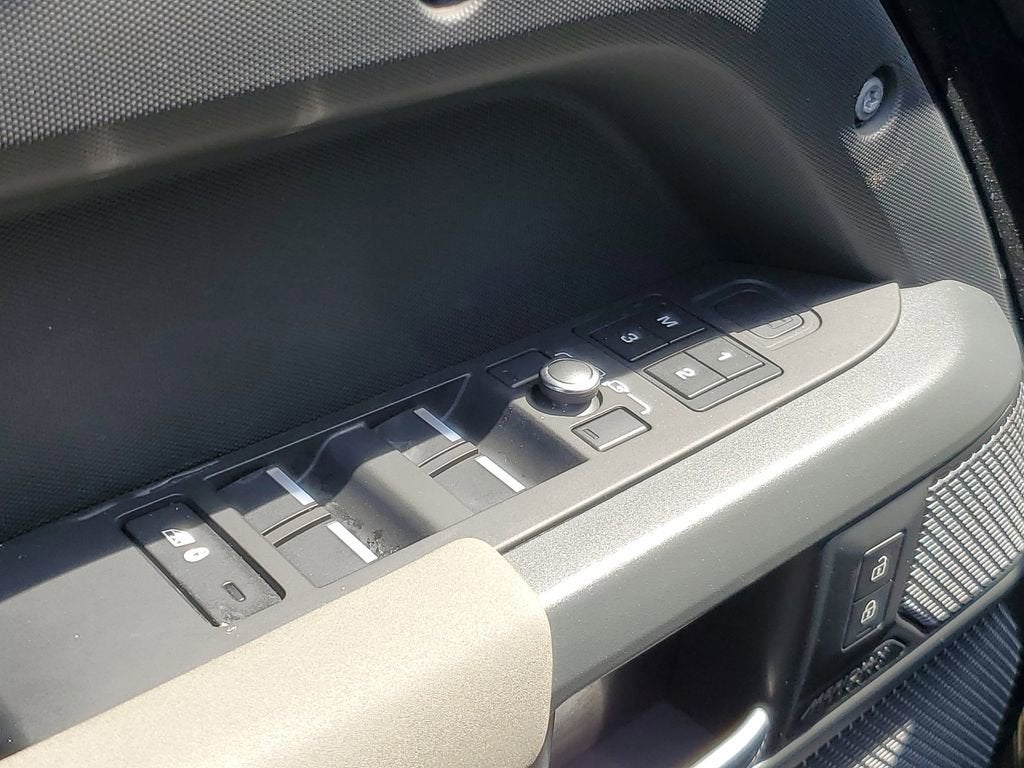 2023 Land Rover Defender X