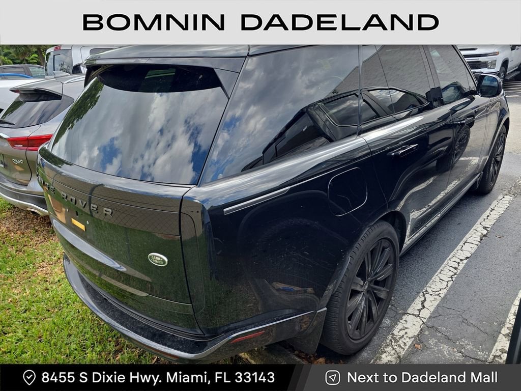 2023 Land Rover Range Rover SE