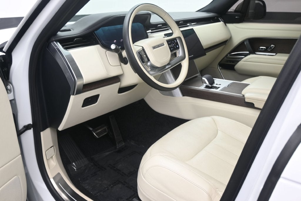 2024 Land Rover Range Rover SE