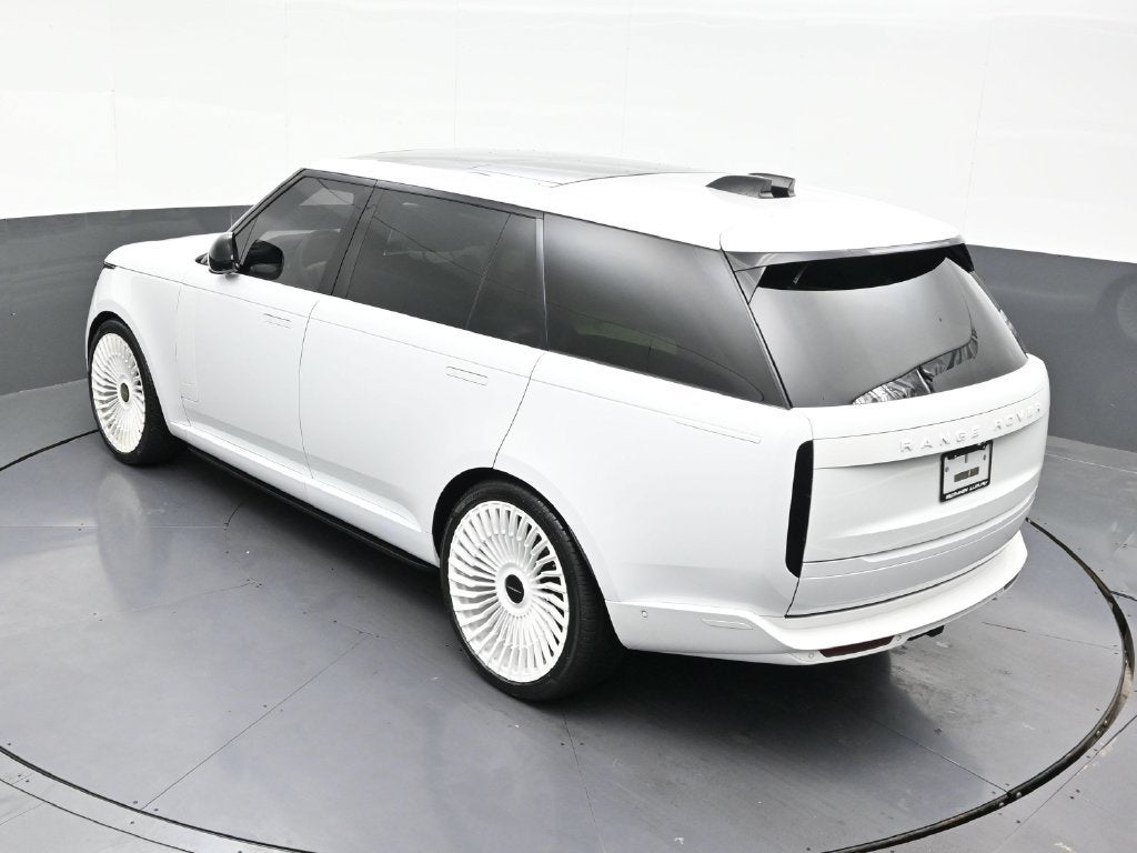 2024 Land Rover Range Rover SE