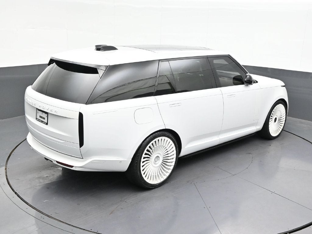 2024 Land Rover Range Rover SE