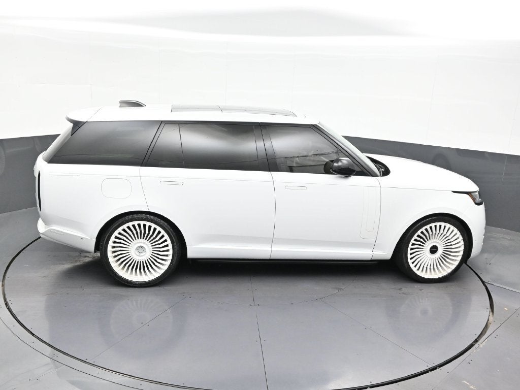 2024 Land Rover Range Rover SE