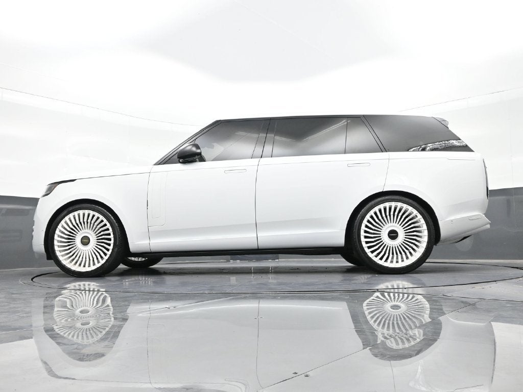 2024 Land Rover Range Rover SE